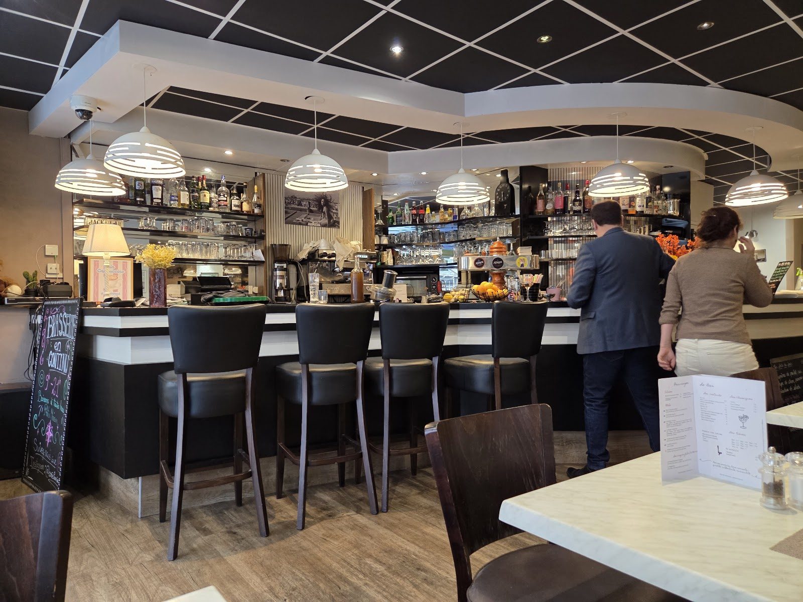 Café brasserie L'ARRIVÉE, restaurant à Rouen